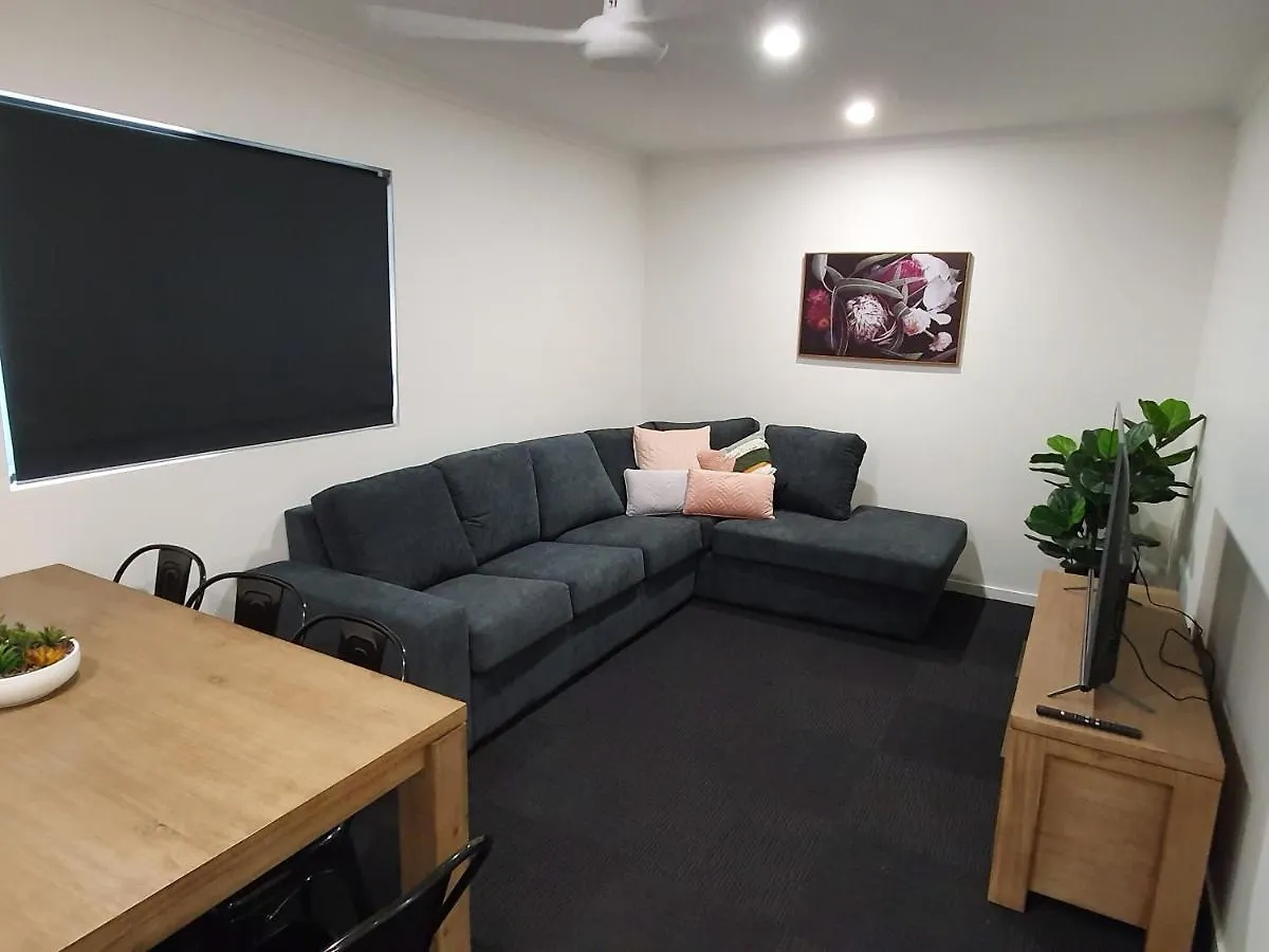 Mihaven Shared Living - Martyn St Hostel Cairns